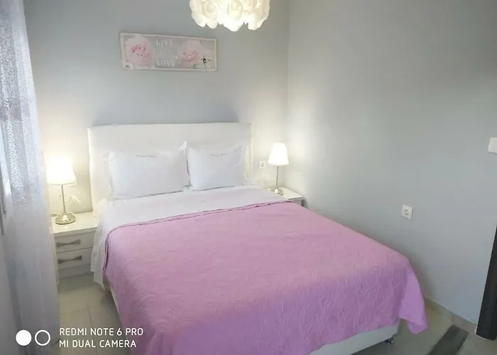 Ormos View Apartments